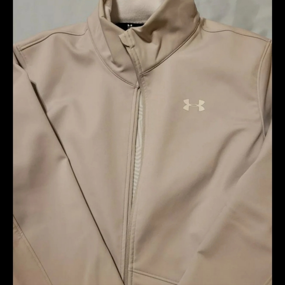 Under Armour Women's ColdGear Windproof Infrared Shield Jacket - L